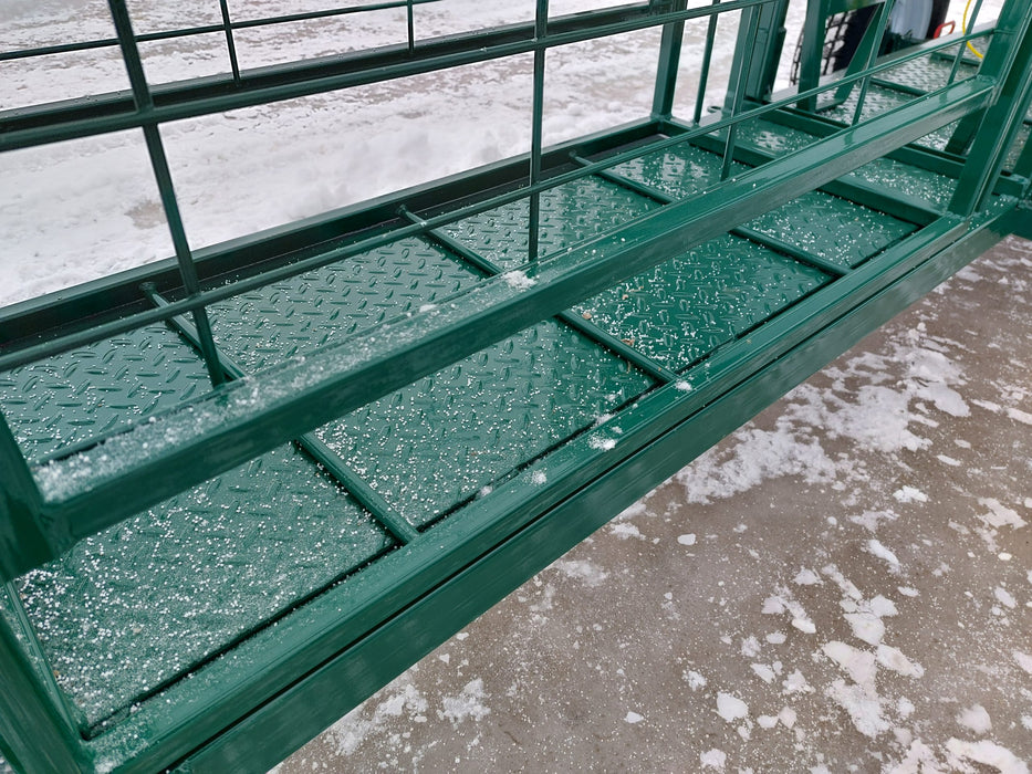 Lakeland Portable Sheep Handling System Offering Quick Setup and Stability