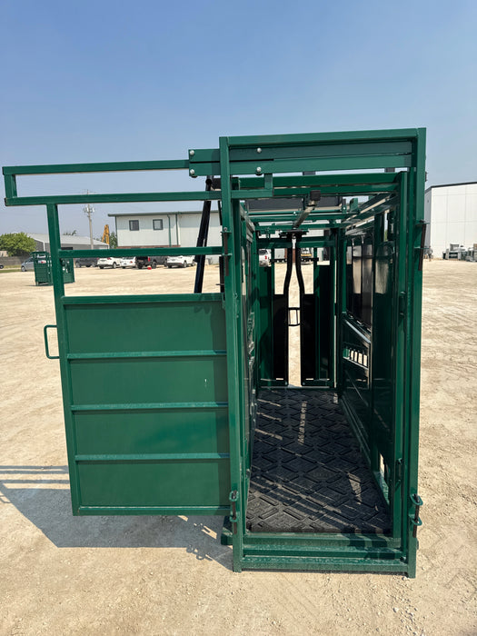 Professional-grade Cattle Squeeze Chute by Lakeland designed for efficiency and safety