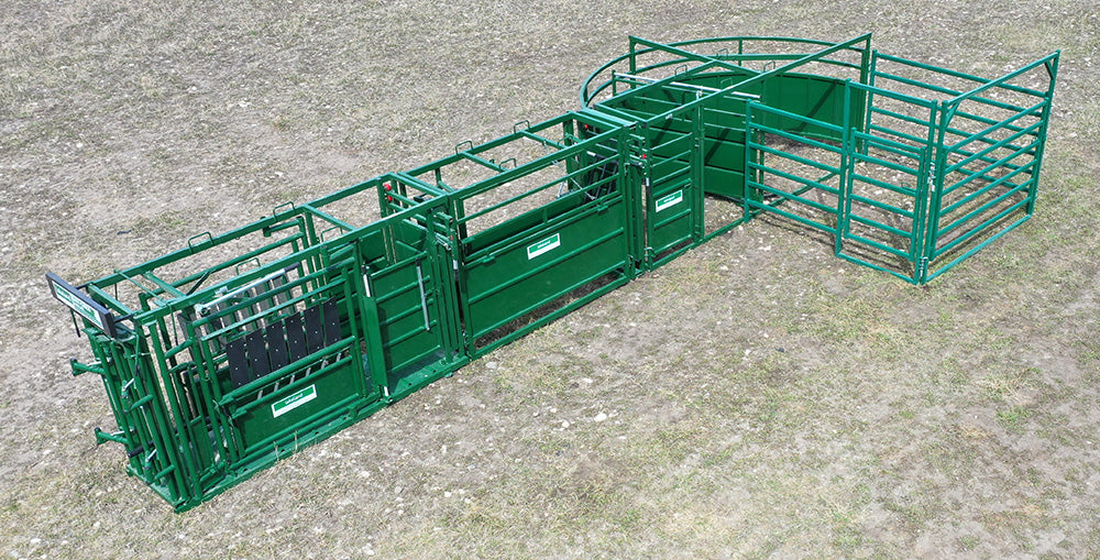 Smarter Ranching with Lakeland’s C1000-P Cattle Handling System – built for control, safety, and convenience
