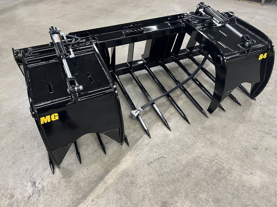 Stinger skid steer manure grapple lifting hay and manure – heavy-duty farm attachment built for reliable cleanup and material handling.