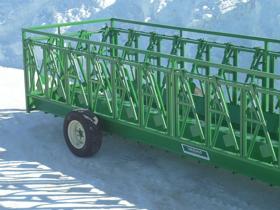 Lakeland Cattle Feed Wagon – durable steel construction with self-locking panels for easy cattle access