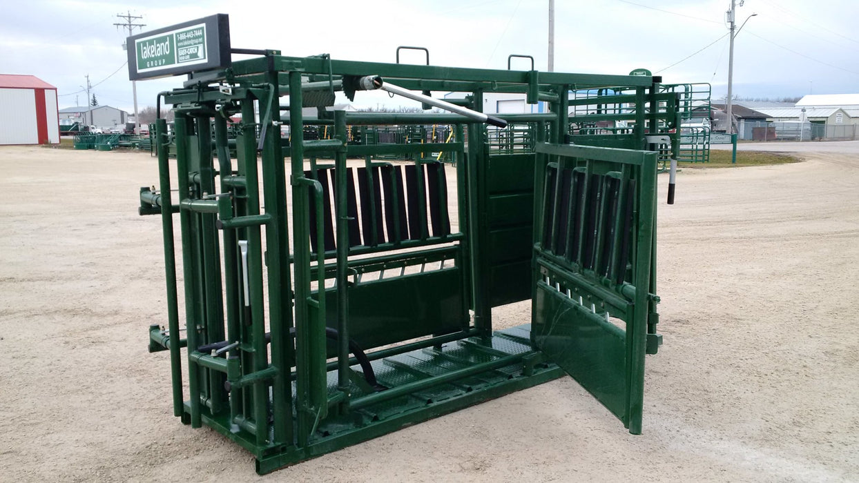 Lakeland Premium C-Series Cattle Squeeze Chute with full side access and heavy-duty steel frame