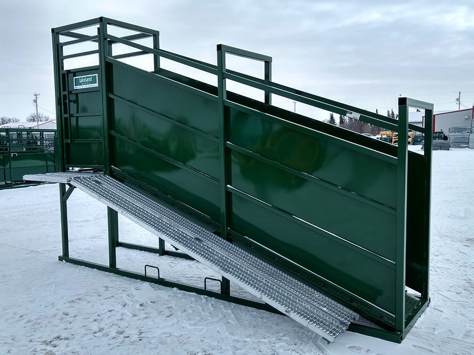 Lakeland Premium C-Series Stationary Cattle Loading Chute – heavy-duty design for efficient feedlot operations