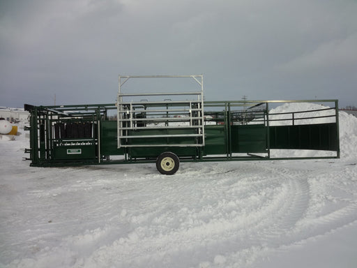 Lakeland Portable Tub, Alley and Easy Catch Cattle Squeeze Chute designed for efficient livestock handling