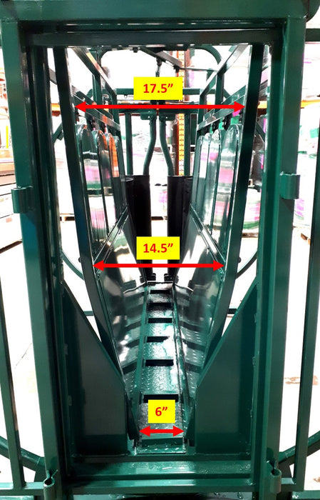 Professional ranch setup featuring Lakeland Premium C-Series Calf Table for herd management