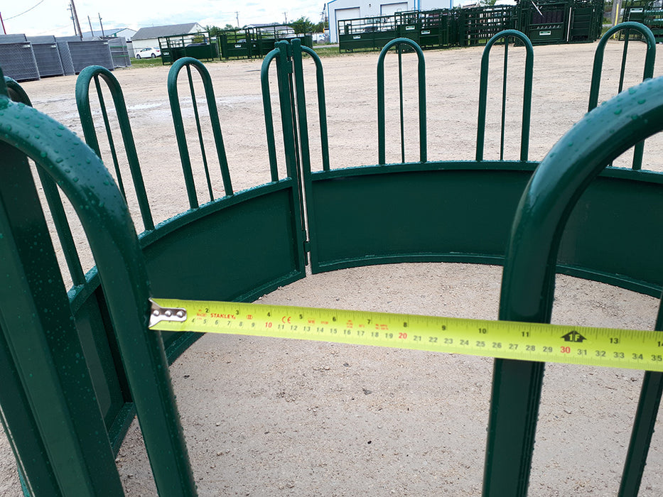 Round Bale Feeder Horse – tombstone design by Lakeland ensuring stability, durability, and safety during feeding